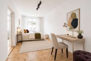 Choriner Straße: Helle 3-Zimmer-Altbauwohnung, 4. OG, separate Küche, aufgearbeitete Dielen – Choriner Straße 81, 10119 Mitte (Ortsteil), Berlin – Vorschaubild 3