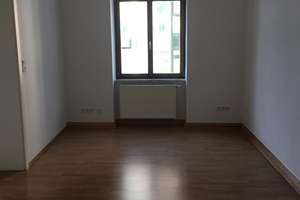 Sanierte 3-Raum-Wohnung mit Einbauküche in Fulda – Karlstrasse 10, 36037 Fulda – Vorschaubild 3