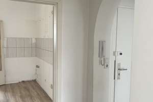 Gut zugeschnittene und helle Wohnung - auch als WG nutzbar – 44147 Hafen, Dortmund – Vorschaubild 12