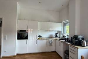 Stilvolle, neuwertige 2-Zimmer-DG-Wohnung mit Balkon und EBK in Aubing, München – Soldhofstr. 8, 81245 Altaubing, München – Vorschaubild 12