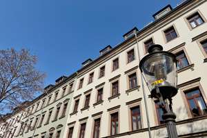 2 Zimmer • Schloßchemnitz • Eigentumswohnung • zum Kauf • vermietet • mit Balkon • Aufzug • kaufen! – Die vollständige Adresse der Immobilie erhältst du vom Anbieter., 9113 Schloßchemnitz, Chemnitz – Vorschaubild 3