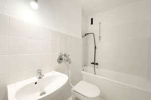 1 Zi.-Balkon-Whg. bei Luitpoldpark, Herzogstraße und Bonner Platz in Schwabing, renovierungsbereit – Die vollständige Adresse der Immobilie erhältst du vom Anbieter., 80796 Am Luitpoldpark, München – Vorschaubild 8