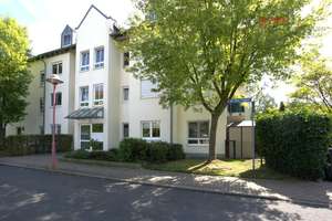 STILVOLLE, HELLE 3-RWG M. TAGESLICHTBAD, 2 BK, U. TG IN IDYLLISCHER WOHNLAGE V. LPZ.-LINDENTHAL