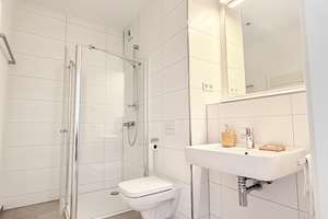 Moderne 2-Zi.-Wohnung mit EBK und Balkon in Toplage! – Konrad-Adenauer-Ring 5, 65187 Rheingauviertel / Hollerborn, Wiesbaden – Vorschaubild 6