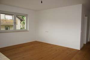 Helle 4 ZKB mit 2 Balkonen und TG-Stellplatz – Ringstraße 73, 75045 Walzbachtal – Vorschaubild 4