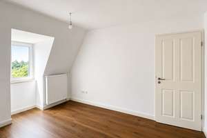 **Stadtwohnung mit Charme und Flair** Komfortable 4 Zi.-Whg. mit TG in München/Neuhausen  – Landshuter Allee 150, 80637 Dom Pedro, München – Vorschaubild 5