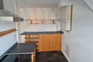 Viel Platz in Schloßchemnitz: 5-Zimmer-Dachgeschosswohnung – Josephinenstraße 16, 9113 Schloßchemnitz, Chemnitz – Vorschaubild 4