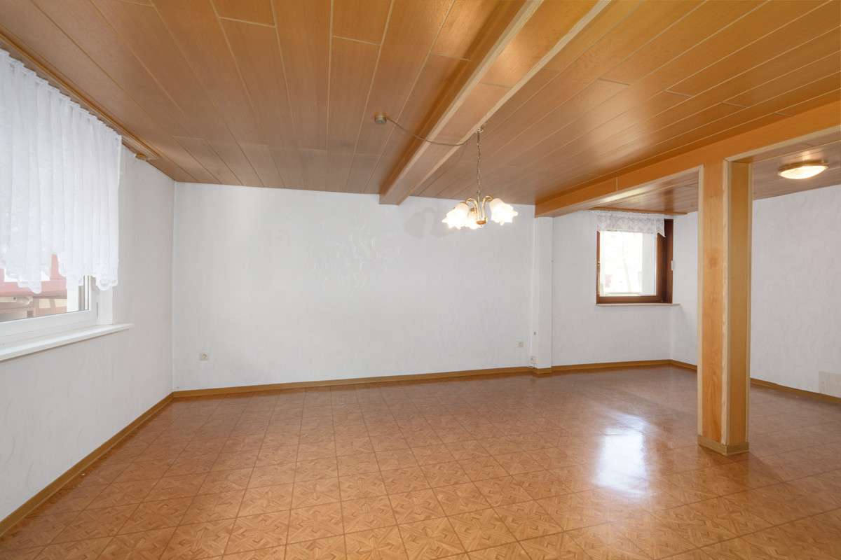 Immobilie in Ölbronn-Dürrn - Doppelhaushälfte mit Scheune und Garten! - Bild 6