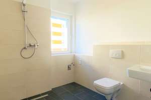 Sonnige Wohnung mit schönem Schnitt und Balkon, EBK gegen Gebühr vom Mieter – Rethener Winkel 9, 30880 Laatzen – Vorschaubild 8