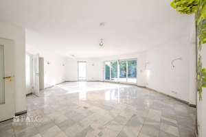 Wohnen wie im eigenen Haus – Garten-Maisonette Whg. mit 339 m² Gesamtfläche und Privatgarten – Die vollständige Adresse der Immobilie erhältst du vom Anbieter., 81545 Harlaching, München – Vorschaubild 4