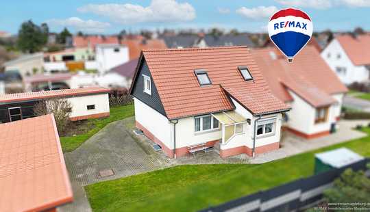 Bild von Raum trifft Potenzial – Doppelhaushälfte mit Gestaltungsspielraum in Erxleben