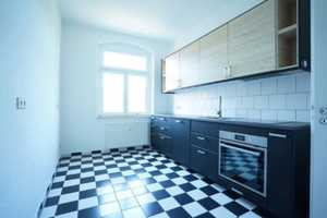 Schöne 2-Zimmer-Wohnung mit EBK in Dresden – Nürnberger Straße 45, 1187 Dresden – Vorschaubild 1