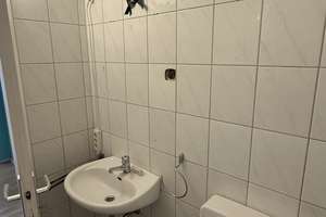 Lichtdurchflutete 4-Zimmer-Wohnung mit großer Dachterrasse in begehrter Lage direkt am D-Marktplatz! – 40213 Altstadt, Düsseldorf – Vorschaubild 17