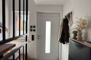 Exklusives Haus mit großem Garten in Vechelde-Alvesse – kernsaniert, modern und familienfreundlich – Die vollständige Adresse der Immobilie erhältst du vom Anbieter., 38159 Vechelde – Vorschaubild 2