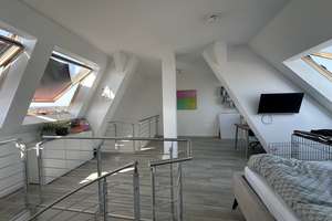 Maisonette mit Sonnenbalkon unterm Dach: zwei Ebenen, eine Wendeltreppe, Blick über die Südstadt – Die vollständige Adresse der Immobilie erhältst du vom Anbieter., 90763 Südstadt Industriegebiet, Fürth – Vorschaubild 10