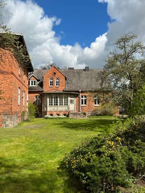 Ehemalige Försterei, tolles Landhaus mit Stallungen+Wirtschaftsflächen, Teilbar viele Möglichkeiten, Altmarkkreis Salzwedel – Bild 1