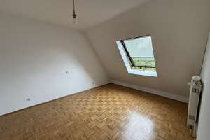 Charmante Dachgeschosswohnung im 3-Familienhaus mit großem Sonnenbalkon und unverbaubarem Weitblick
 – Die vollständige Adresse der Immobilie erhältst du vom Anbieter., 58089 Wehringhausen, Hagen – Vorschaubild 8