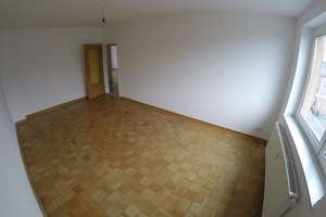 Helle und gut geschnittene 2,5 Zimmer Wohnung in zentraler Lage in Frohnhausen – 45145 Frohnhausen, Essen – Vorschaubild 2