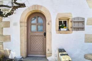 *** Charmantes Fachwerkhaus mit Garten in attraktiver Wohnlage von Sillenbuch! *** – Die vollständige Adresse der Immobilie erhältst du vom Anbieter., 70619 Sillenbuch (Ortsteil), Stuttgart – Vorschaubild 2