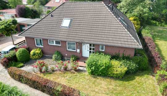 Bild von RESERVIERT! Großzügiger Bungalow mit erneuerter Heizung und idyllischem Garten in Hinte-Haskamp!