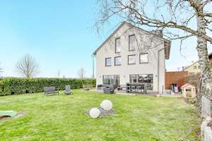 Exklusives Einfamilienhaus auf sonnigem Südgrundstück – Die vollständige Adresse der Immobilie erhältst du vom Anbieter., 50999 Weiß, Köln – Vorschaubild 3
