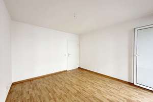 "Renditestarke 2-Zimmer-Wohnung mit Balkon, Tiefgaragenstellplatz und Aufzug in TOP-Lage" – Arthur-Bretschneider-Straße 15, 9113 Schloßchemnitz, Chemnitz – Vorschaubild 10