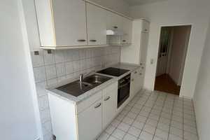 Moderne 2- Zimmer Altbauwohnung mit Balkon *nur schriftl. Anfragen* – Iltisstrasse 5, 24143 Kiel – Vorschaubild 2