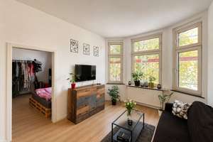 *SCHÖNE ALTBAU WOHNUNG* - INVESTMENT MIT BALKON – Kopernikusstr. 95, 40225 Bilk, Düsseldorf – Vorschaubild 2