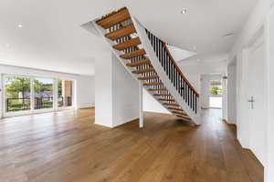 Luxuriöse Maisonette-Wohnung mit Garten, zwei Balkonen und Tiefgarage in Essen-Bredeney – Die vollständige Adresse der Immobilie erhältst du vom Anbieter., 45133 Bredeney, Essen – Vorschaubild 6