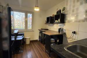 Top Lage! Helle 3 Zimmer Wohnung, inklusive Balkon, in Düsseldorf Bilk – Färberstraße 76, 40223 Bilk, Düsseldorf – Vorschaubild 4