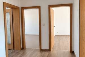 Modernisierte 3-Zimmer-Wohnung, Aufzug & Garage in Augsburg Lechhausen – 86167 Lechhausen-Ost, Augsburg – Vorschaubild 9