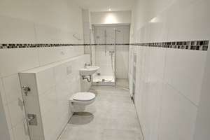 ruhige und moderne Echtholzparkett-Wohnung im Hinterhof – Am Bruchheck (Hinterhaus) 30a, 44263 Hörde (Ortsteil), Dortmund – Vorschaubild 2