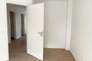 Wohnen auf 2 Ebenen° 5 Zimmer-Maisonette + Balkon, modernes Bad mit Wanne und Dusche, Gäste-WC – 33604 Mitte, Bielefeld – Vorschaubild 13