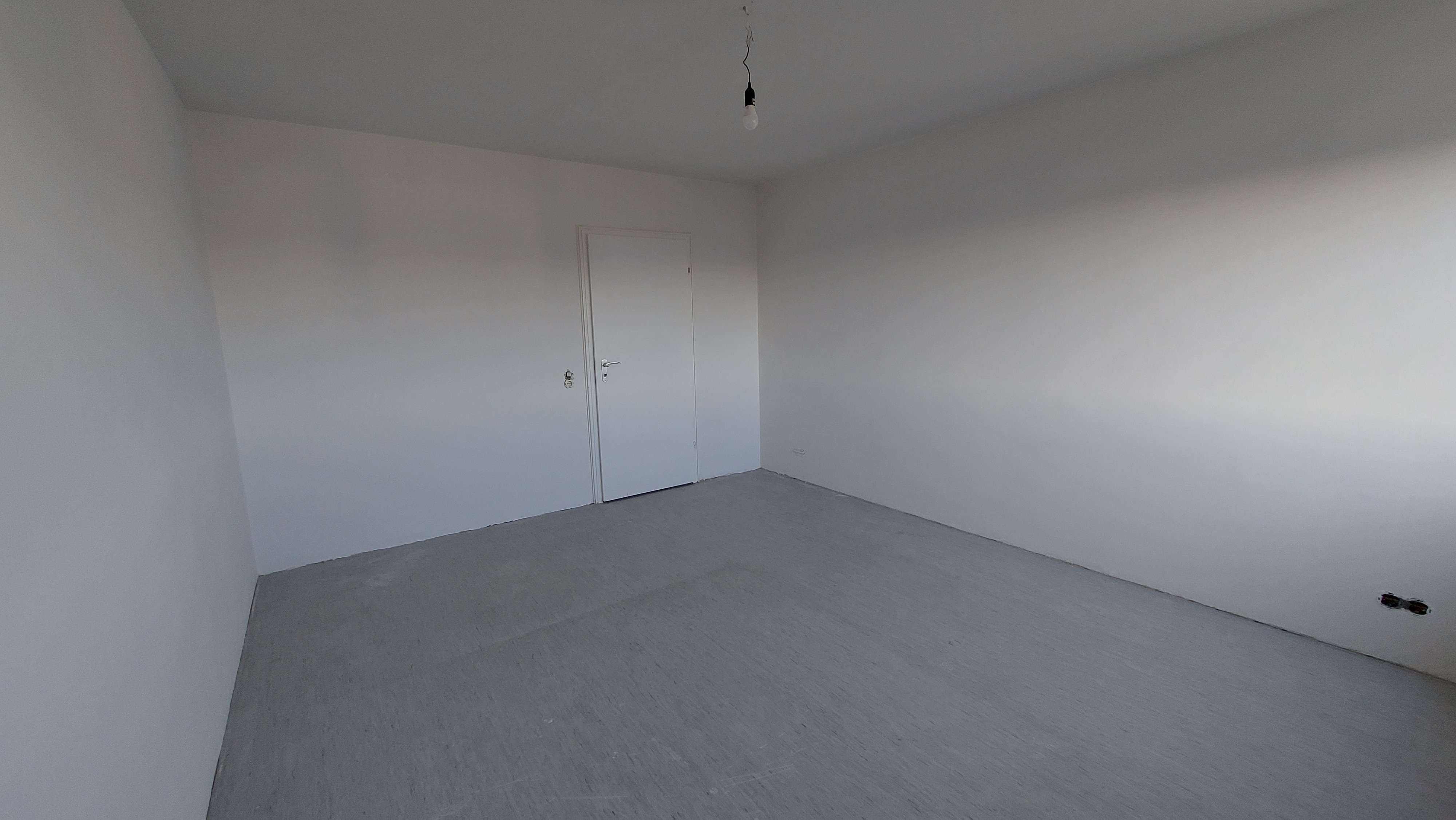 freie 2 Zi-Wohnung, teilrenoviert, Süd Balkon, Gebirgsblick, TG, ohne Makler, Fürstenfeldbruck Kreis – Bild 4