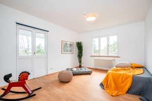 STILVOLLE VILLA - Charmante Villa in ruhiger und zentraler Lage in Singen – Die vollständige Adresse der Immobilie erhältst du vom Anbieter., 78224 Singen (Hohentwiel) – Vorschaubild 9