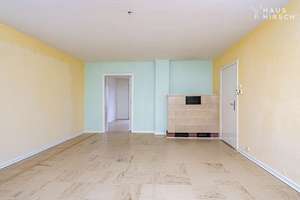 Sanierungsbedürftige Zweizimmerwohnung mit viel Potential