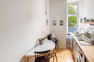 Altbau-Kapitalanlage in Berlin-Wilmersdorf mit 4% Rendite +  – Die vollständige Adresse der Immobilie erhältst du vom Anbieter., 10713 Wilmersdorf, Berlin – Vorschaubild 4