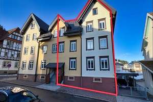 3-Familienhaus in zentrumsnaher Lage – Die vollständige Adresse der Immobilie erhältst du vom Anbieter., 78120 Furtwangen im Schwarzwald – Vorschaubild 2