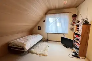 Gepflegtes 4-6-Zimmer-EFH mit PV, Vollkeller, Garage + Kachelofen in ruhiger Lage von Barsbüttel – Stormarn (Kreis) – Vorschaubild 16