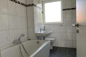 3-Zimmer-Wohnung mit sonnigem Balkon in Gelsenkirchen Hassel