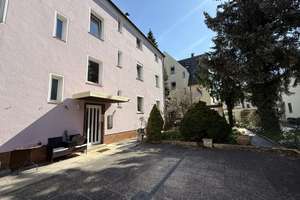 6-Familienhaus in ruhiger Lage zur Kapitalanlage – Die vollständige Adresse der Immobilie erhältst du vom Anbieter., 86157 Pfersee-Nord, Augsburg – Vorschaubild 3