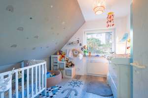 Gepflegtes Reihenmittelhaus*Garten*Balkon*Garage – Die vollständige Adresse der Immobilie erhältst du vom Anbieter., 61389 Schmitten – Vorschaubild 8