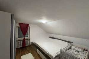 Charmante 3-Zimmer Dachgeschosswohnung in Koblenz-Niederberg – Arenberger Straße 235, 56077 Niederberg, Koblenz – Vorschaubild 2