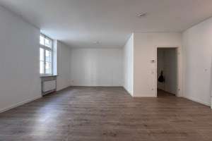 Schöne und helle Zwei-Zimmer-Wohnung im Herzen von Stuttgart – Die vollständige Adresse der Immobilie erhältst du vom Anbieter., 70178 Heusteigviertel, Stuttgart – Vorschaubild 4