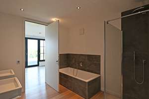 Super Special! Luxus-Wohnung mit Terrasse, Garten, Garage & einmaligem Ruhrtalblick – 45219 Kettwig, Essen – Vorschaubild 4