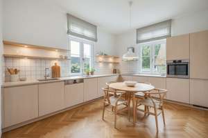 Saniertes bergisches Traumhaus mit großzügigem Gartenidyll in Ronsdorf – Die vollständige Adresse der Immobilie erhältst du vom Anbieter., 42369 Ronsdorf, Wuppertal – Vorschaubild 6