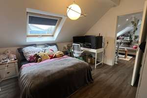 Lichtdurchflutete 2-Zimmer-Dachgeschosswohnung in zentraler Lage von Haan – Die vollständige Adresse der Immobilie erhältst du vom Anbieter., 42781 Haan – Vorschaubild 6