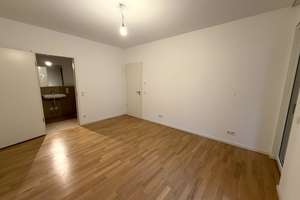 Hochwertige 4-Zimmer-Wohnung mit Fahrstuhl, 2 Balkonen & Tiefgarage in Potsdam – Hegelallee – Hegelallee 25, 14467 Nördliche Innenstadt, Potsdam – Vorschaubild 10