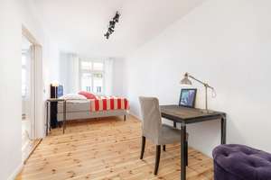 Choriner Straße: Toll geschnittene 3-Zimmer-Altbauwohnung mit aufgearbeiteten Dielen und Einbauküche – Choriner Straße 81, 10119 Mitte (Ortsteil), Berlin – Vorschaubild 8