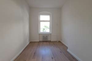 Stilvolle, geräumige 2-Zimmer-Wohnung am Viktoriapark, *KEINE PROVISION* – Kreuzbergstr 45, 10865 Kreuzberg, Berlin – Vorschaubild 5